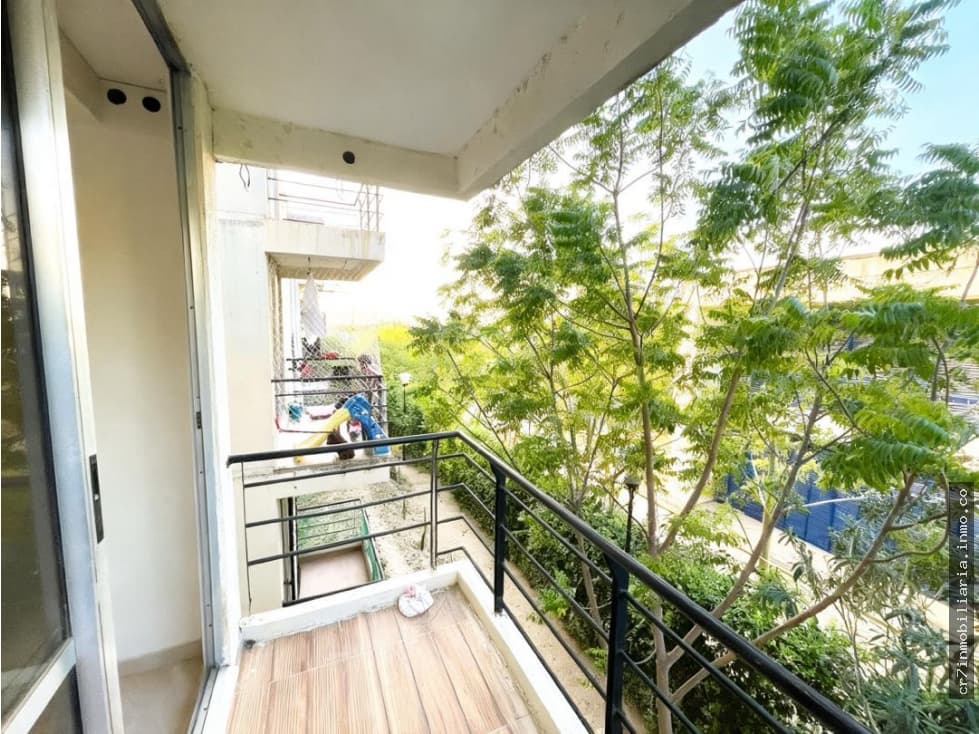 SE VENDE LINDO APARTAMENTO EN TORRES DEL CISNE — foto 3